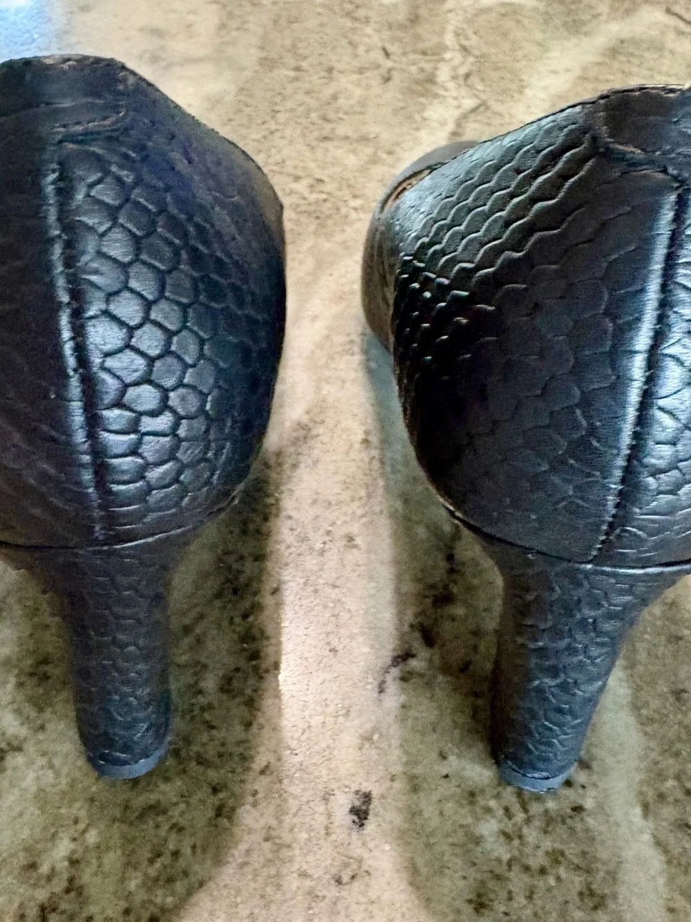 Vionic sleek pointed